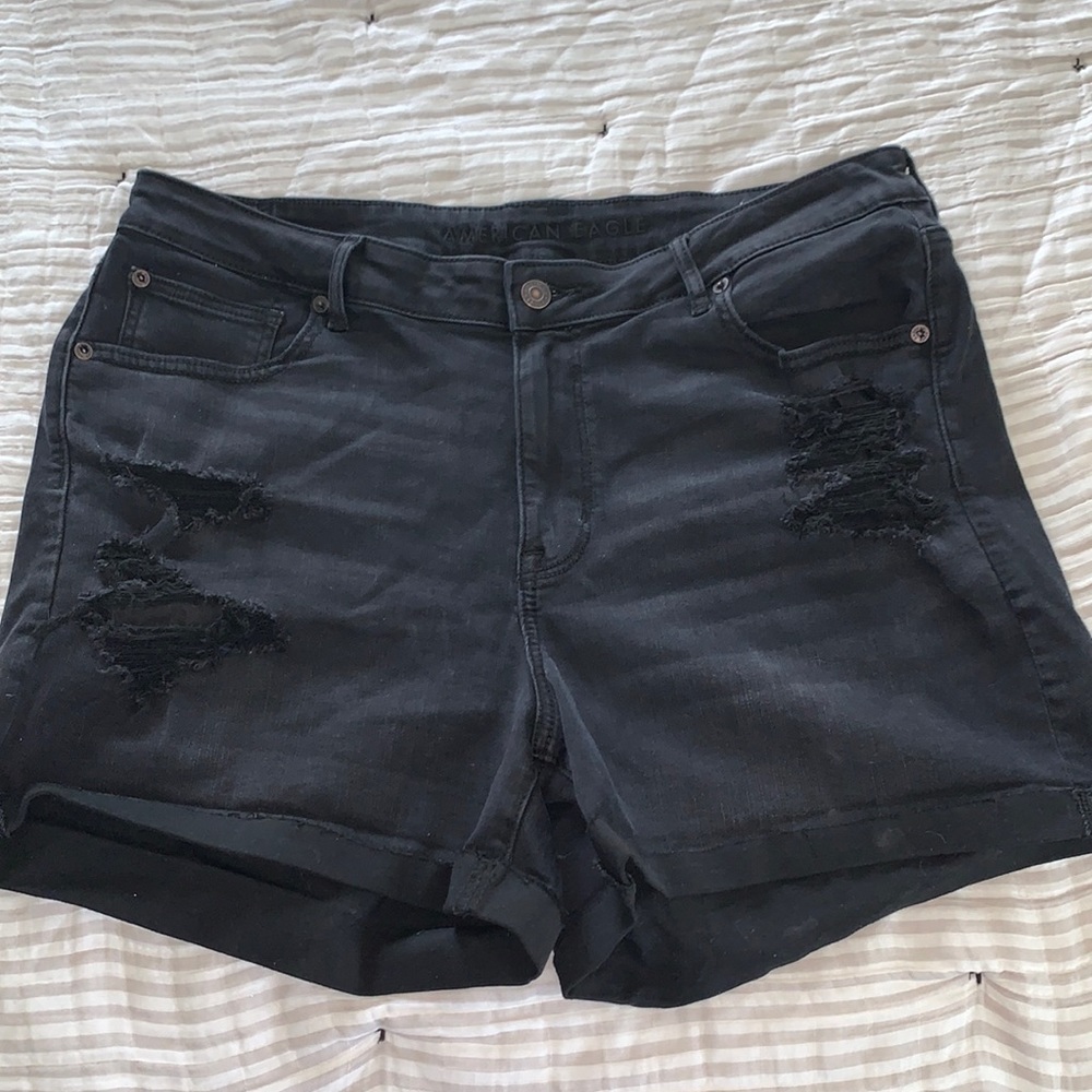 Never worn American Eagle distressed black shorts